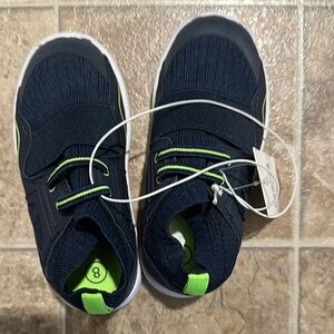 NWT toddler shoes